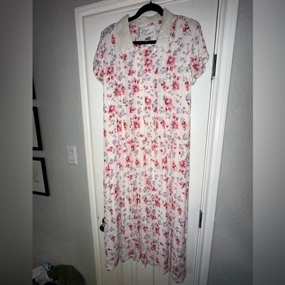 Sarah Elizabeth Vintage Rayon Dress Size 10 Floral Beaded Belted Pleated Lined